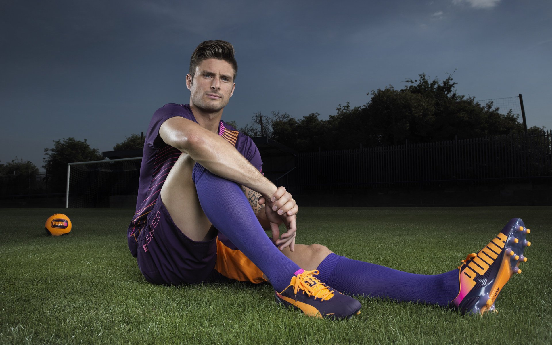 英超青训采用虚拟现实技术强化战术理解与应变能力，英超试训